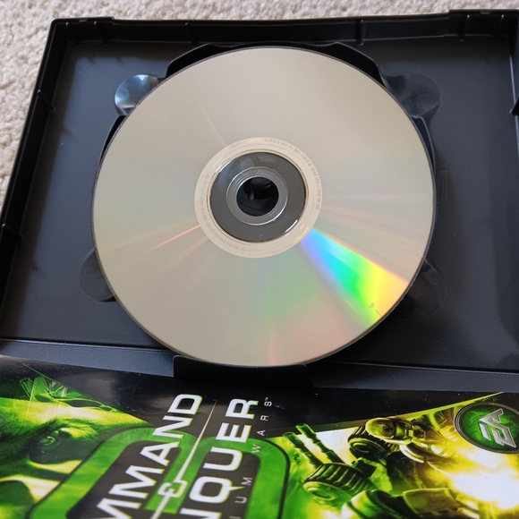 PC DVD Command & Conquer Tiberium Wars Game - Picture 4 of 5